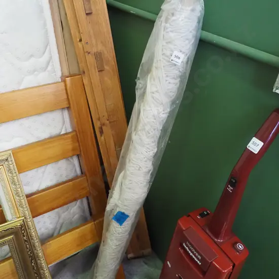 as new string hammock