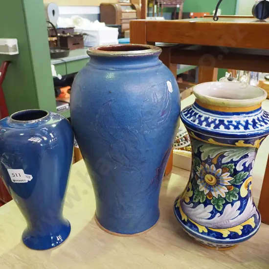 3x vases Tallest H-330