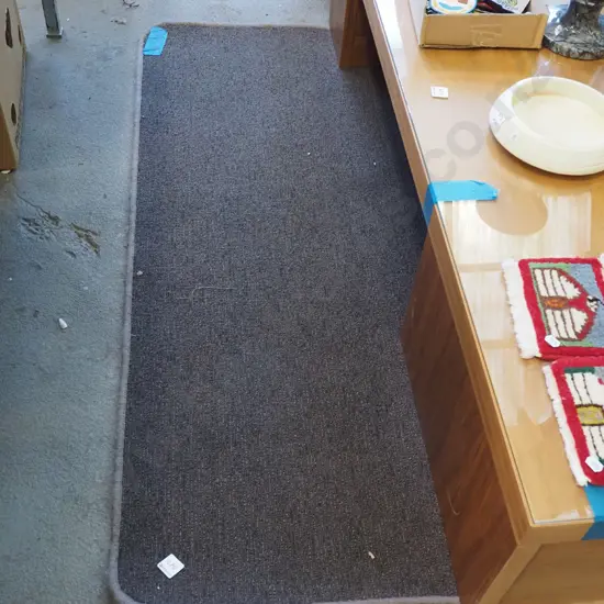 grey edged carpet square L-13220 W-1130