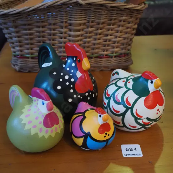 4x hand painted happy hens