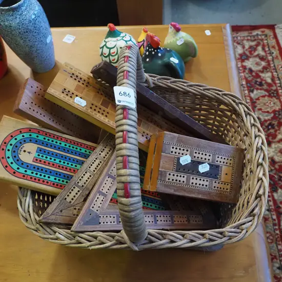 cane basket, cribbage scorers