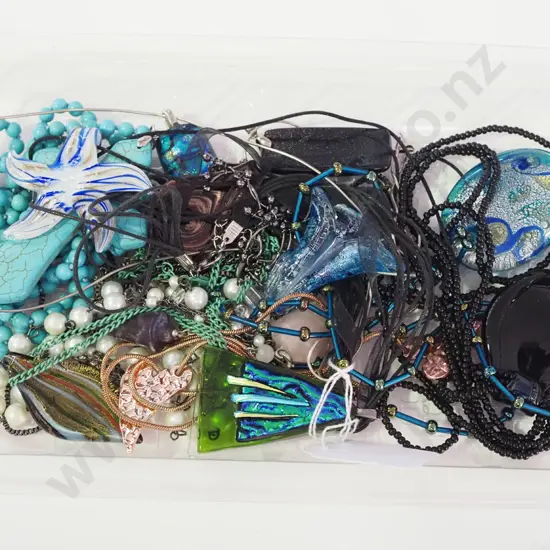 tray of costume jewellery