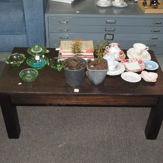 dark stained coffee table H-410 W-1010 D-500 - marks and scratches to top