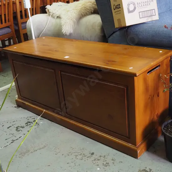 solid pine blanket box H-500 W-1200 D-410 - slight scuffing to top