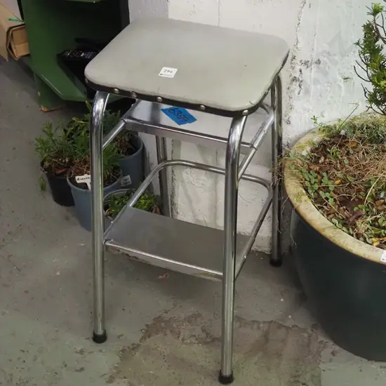 vinyl top kitchen step stool