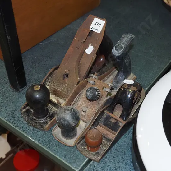 3 rusty hand planes