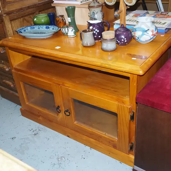 solid pine entertainment unit H-620 W-1000 D-465