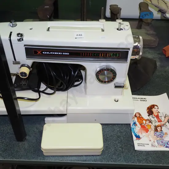 Globe 550 sewing machine