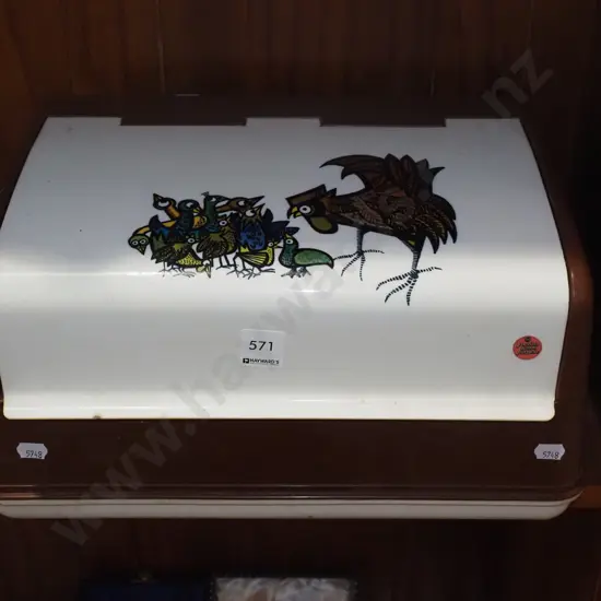 retro plastic breadbin