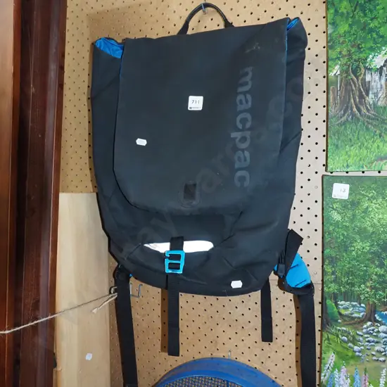Macpac backpack