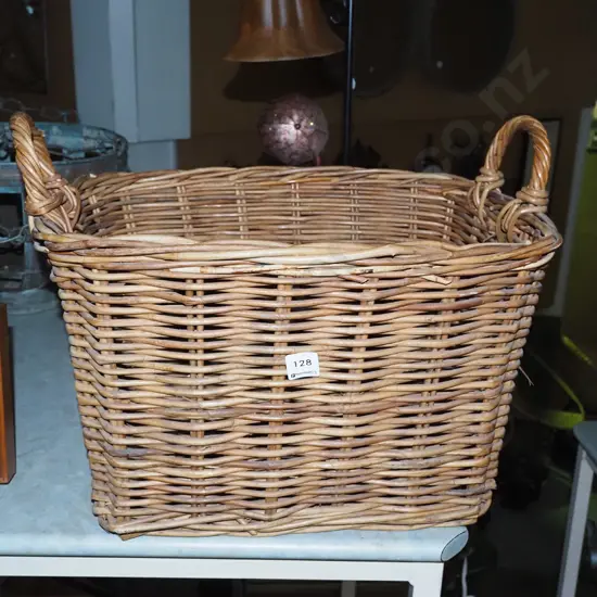 small cane basket H-270