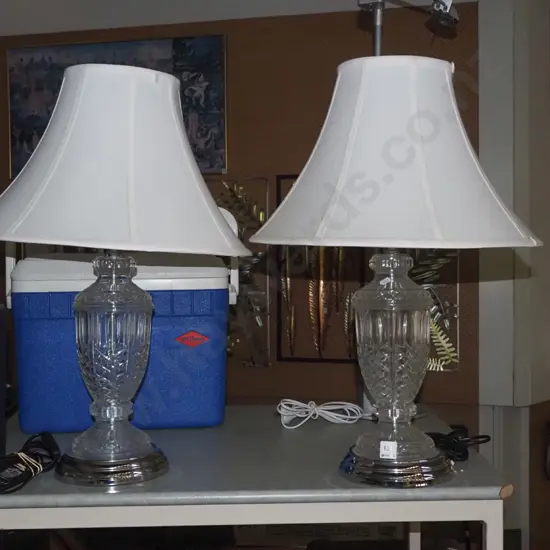 pair of matching glass based table lamps H-640