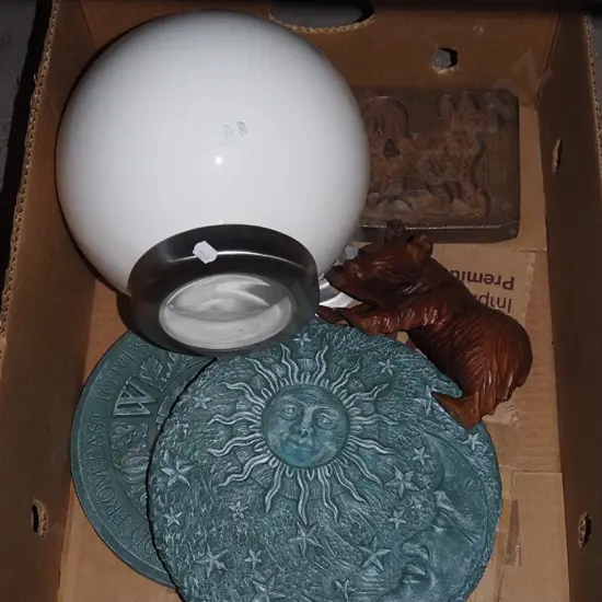 box; cookie jar, heavy composite plaques, bear figurine, shortbread stand