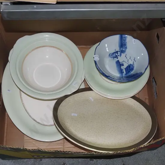 box; Johnson Bros ashet, bowls, plates etc