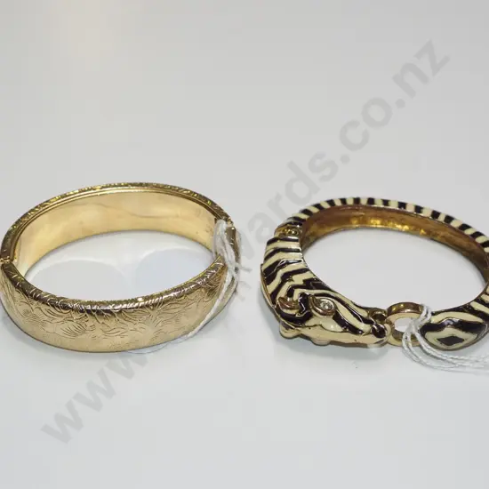 2x bangles