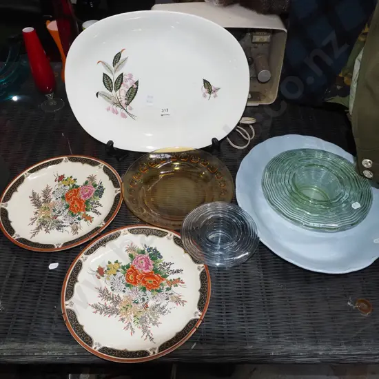 Asian crysthanemum plate, ashet, glass bowl, glass bowls etc