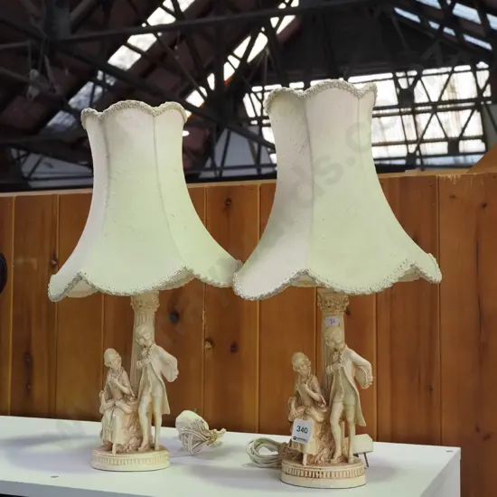 2x figural based table lamps H-430