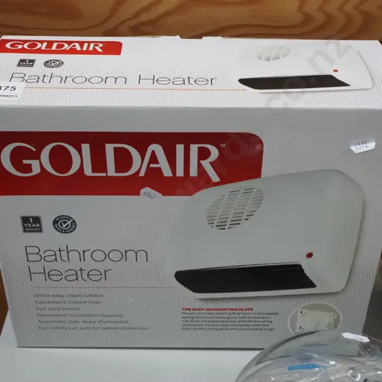 boxed Goldair bathroom heater