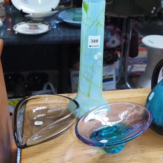 2x glass bowls, art glass vase H-260