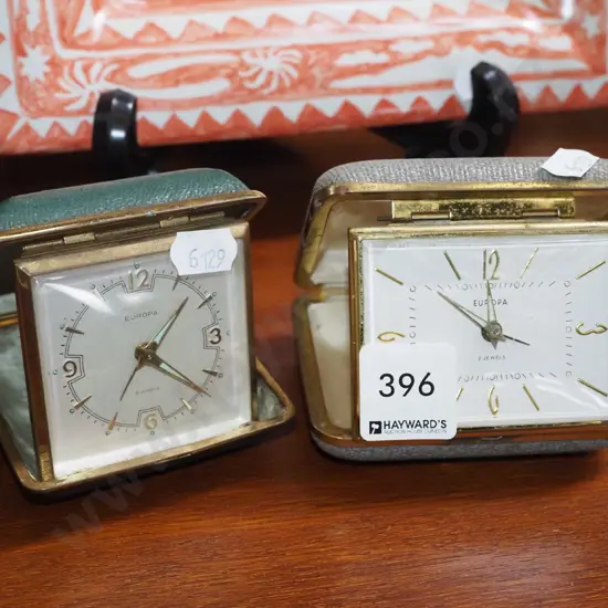 2x travel alarm clocks