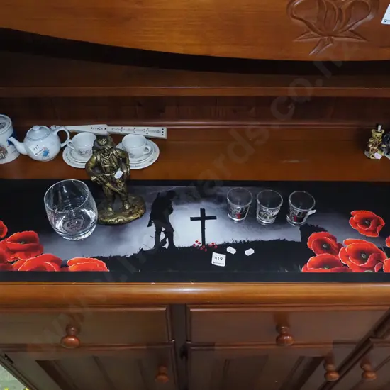 ANZAC day bar mat, military figurine, shot glasses, etched tumbler Figurine H-200
