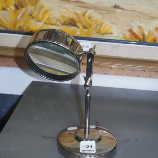 magnifying glass on stand H-230