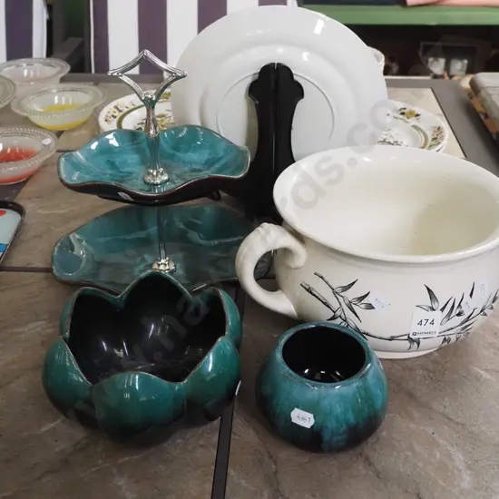 Blue Mountain 2 tier sweet dish, lotus bowl, 1 other bowl, Tunis chamber pot