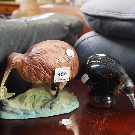 ceramic and glass kiwi figurines H-120