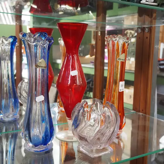 coloured glass vases Tallest H-290