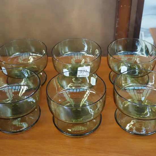 6x green glass comports
