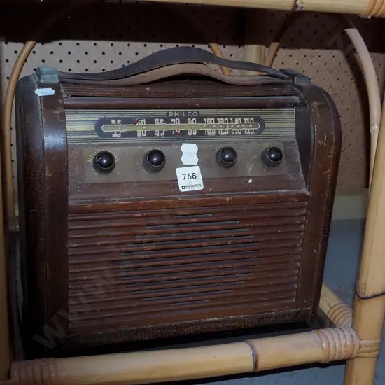 vintage portable valve radio As Is No Returns