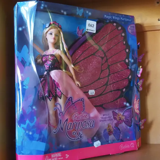 Barbie Mariposa - wings magically open
