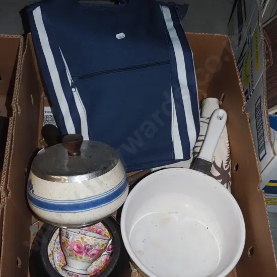 box; cooler bag, pots, fondue set etc