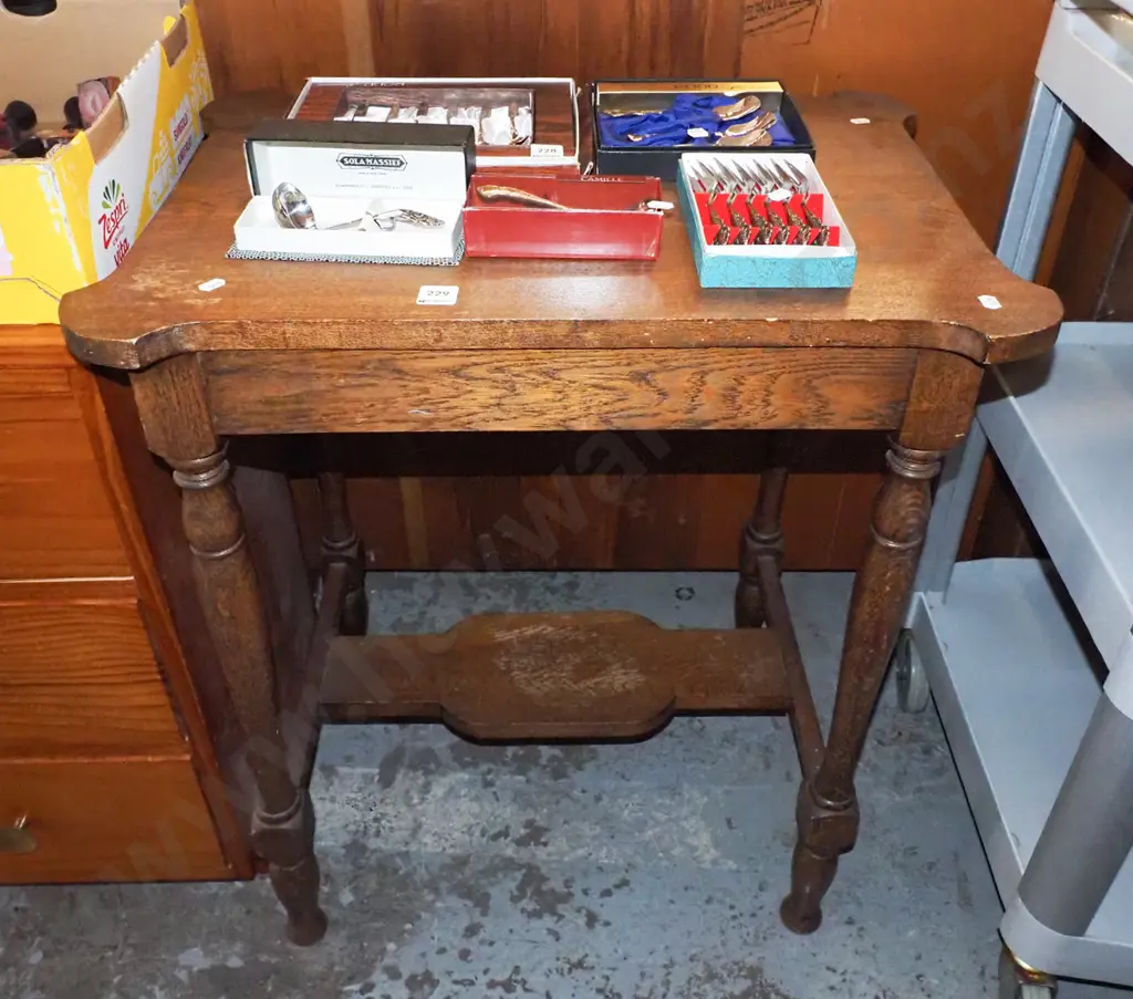 solid oak turned refectory based hall table H760 W855 D460 Image 1++