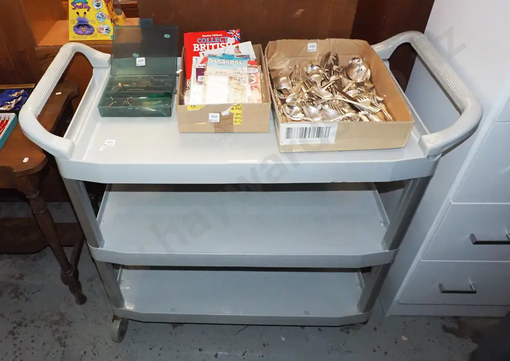 sturdy 3 tier plastic commercial trolley H960 W1010 D500 Image 1++