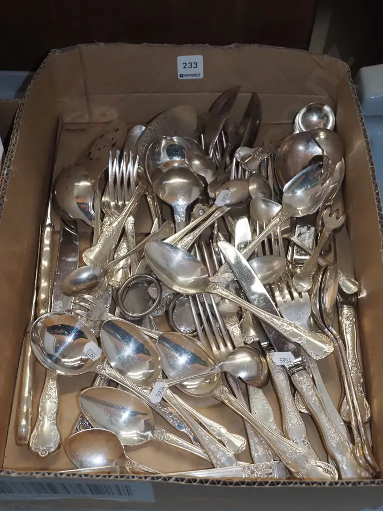 boxed cased cutlery Image 1++