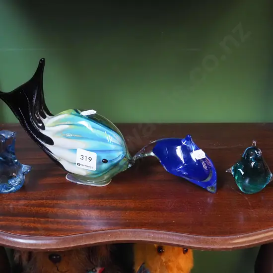 4x art glass animal themed paperweights