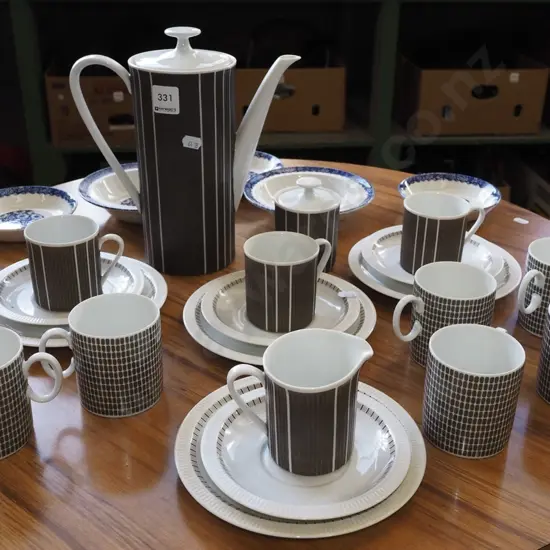 German pottery coffee set, 6 additional coffee cans