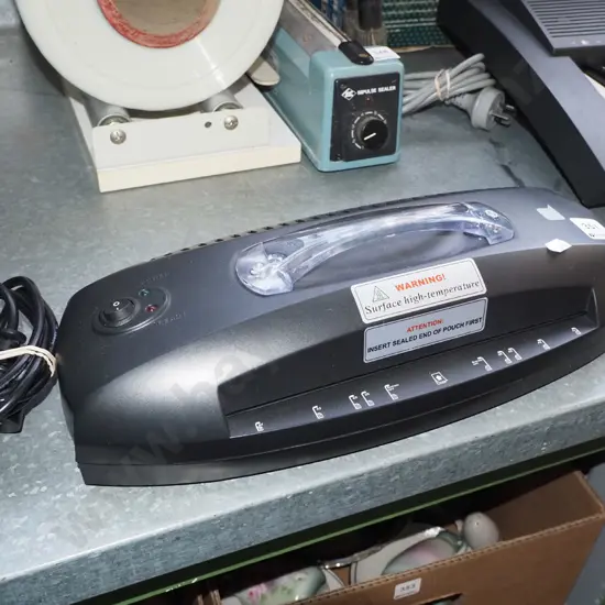 A4 laminator