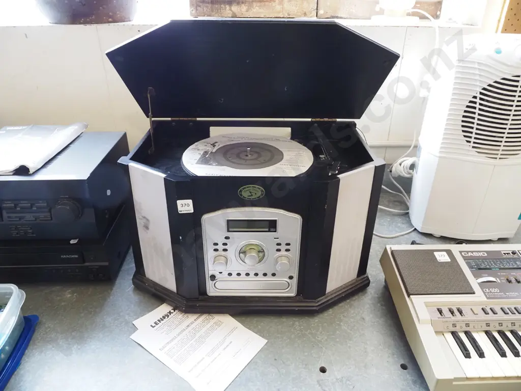 repro Lenoxx Classic CD radio and turntable Image 1++