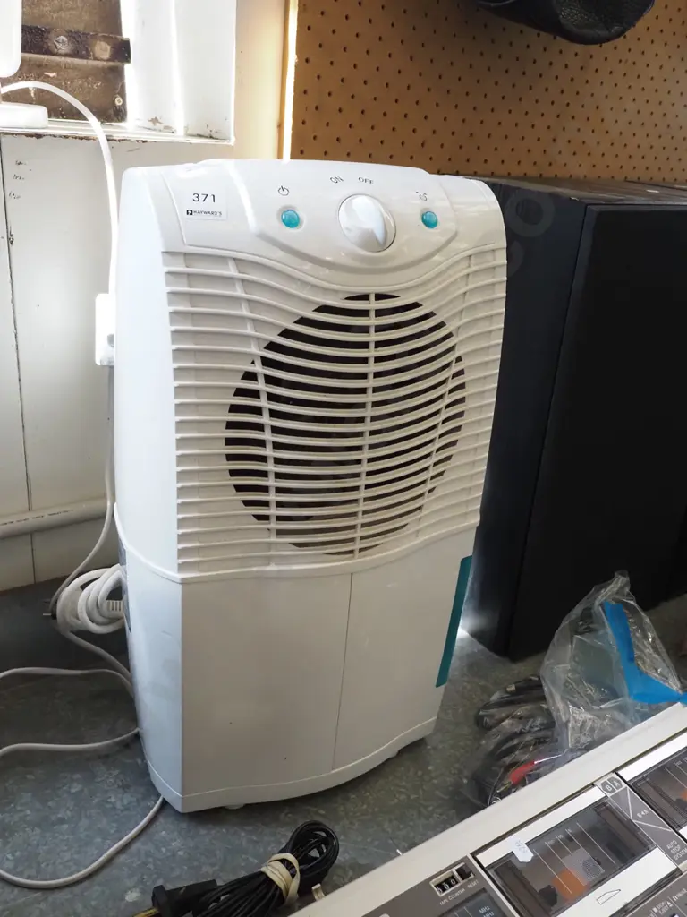 Suki dehumidifier Image 1++