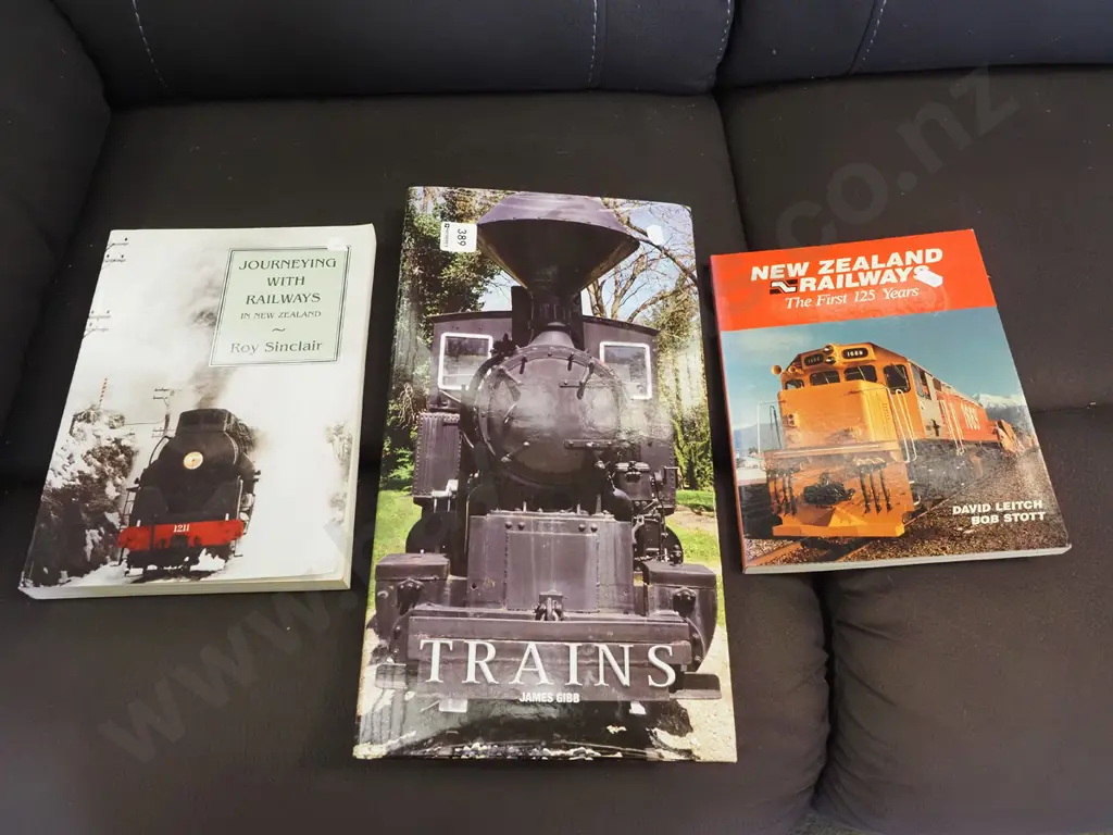 3 railway books Image 1++