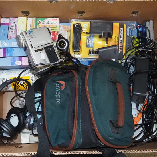 box; Sony handicam, photo mounts, cables etc