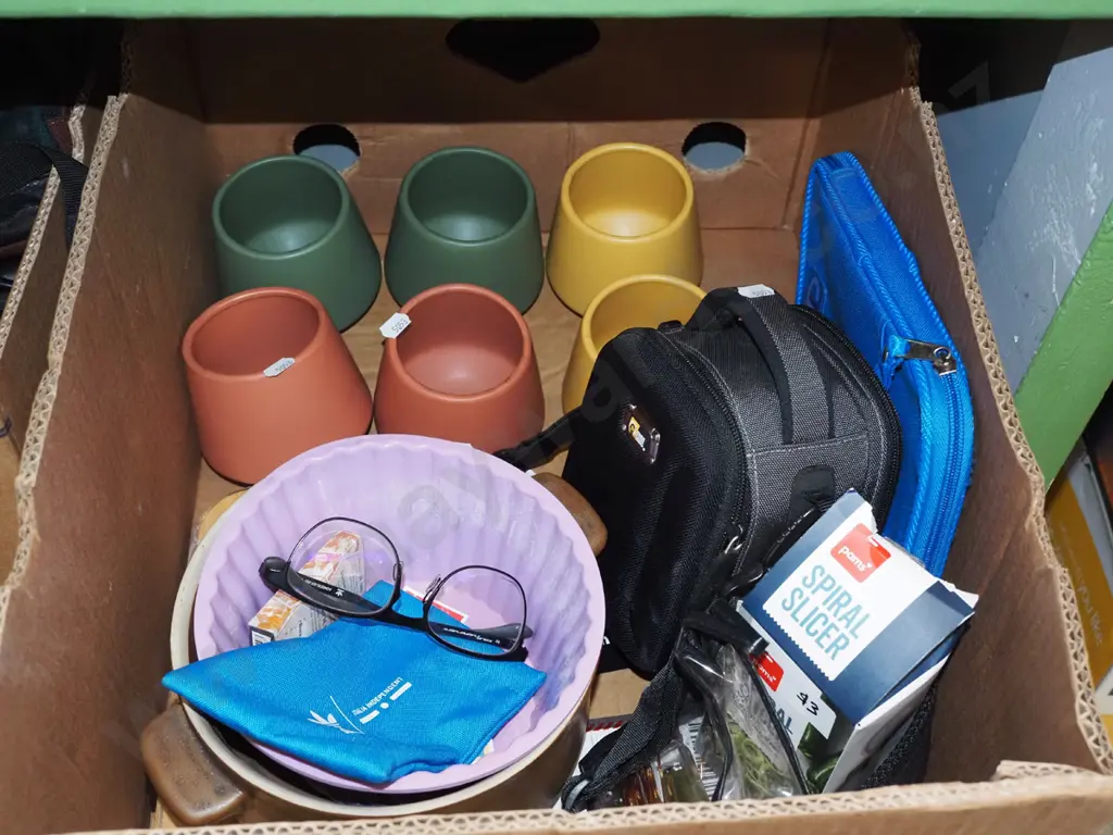 box; tea candle holers, camera bag, spiral slicer etc Image 1++