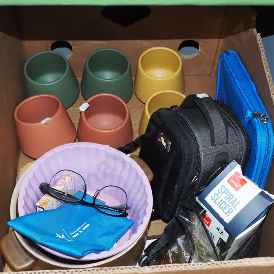 box; tea candle holers, camera bag, spiral slicer etc