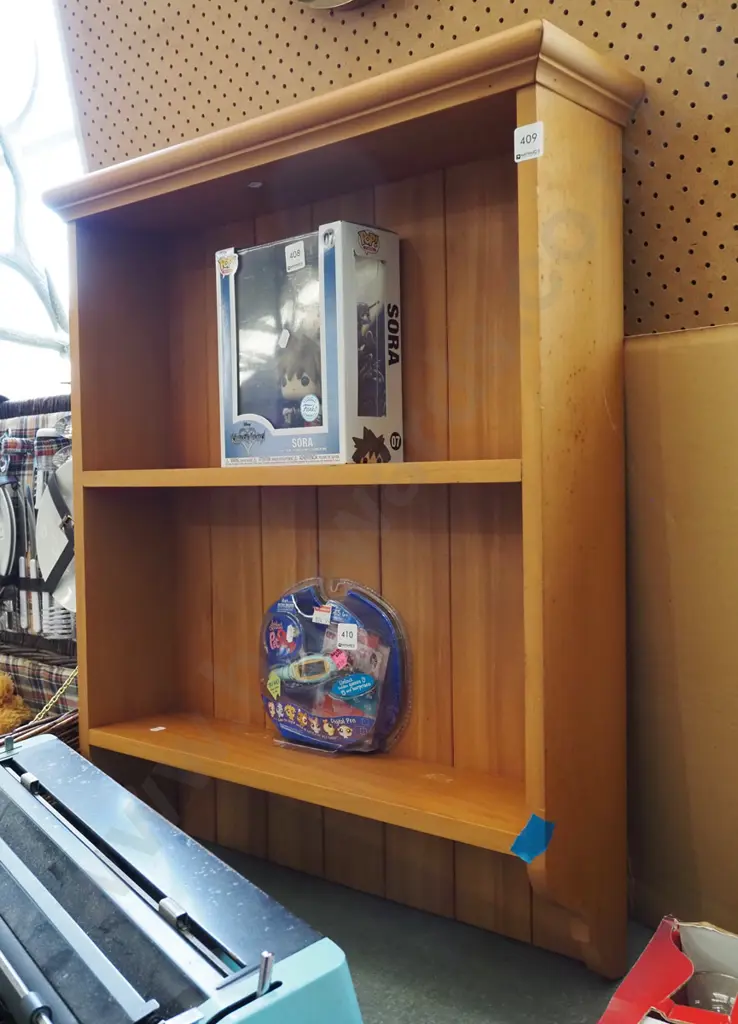 rimu wall mounted shelves H770 W630 D160 Image 1++