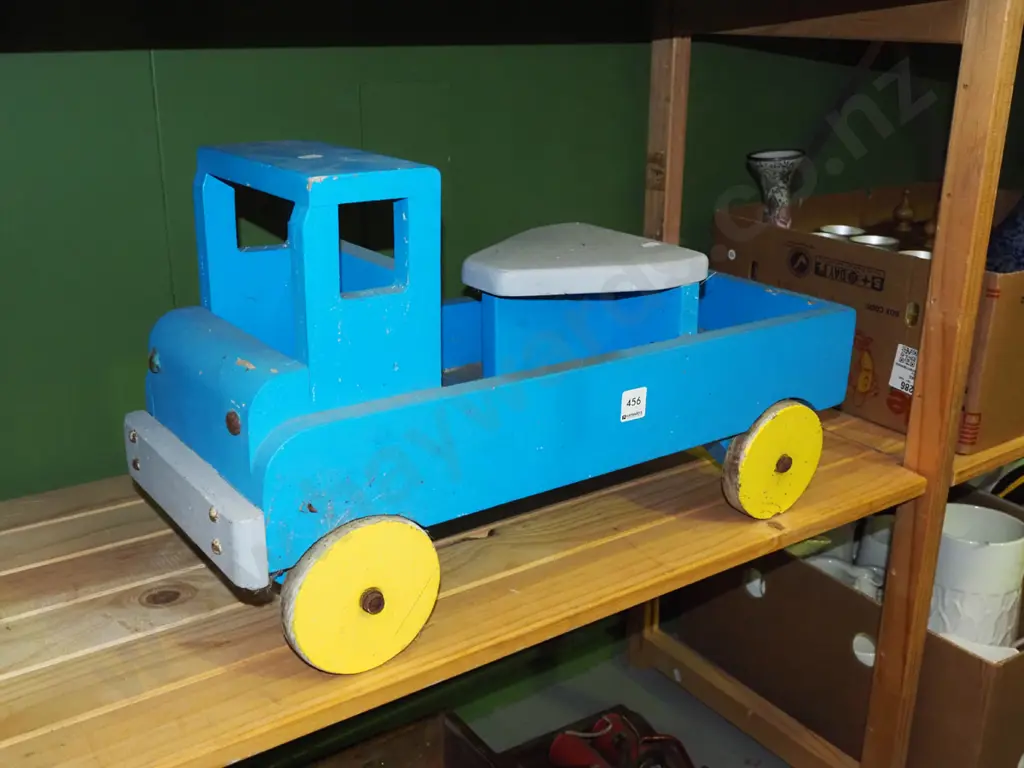 homemade painted wooden truck L600 Image 1++