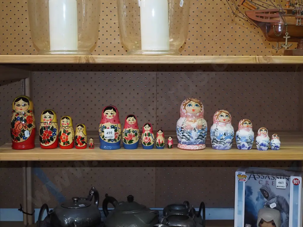 3x sets of Russian nesting dolls Image 1++