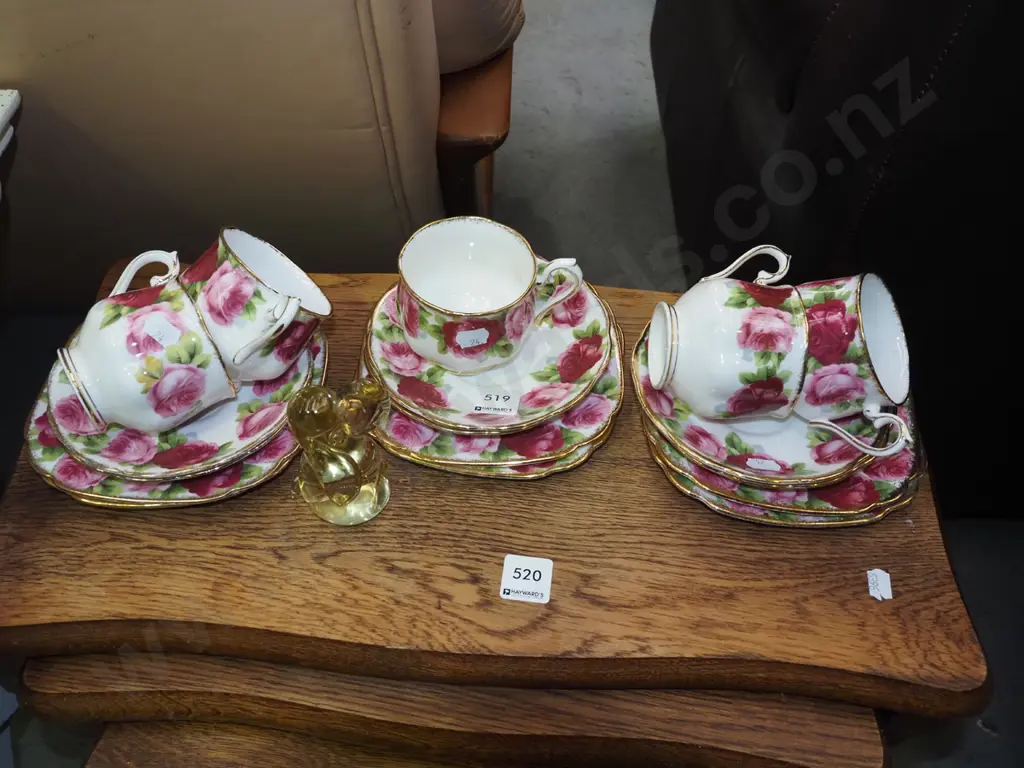 Royal Albert Old English Rose trios, glass dog figurine Image 1++