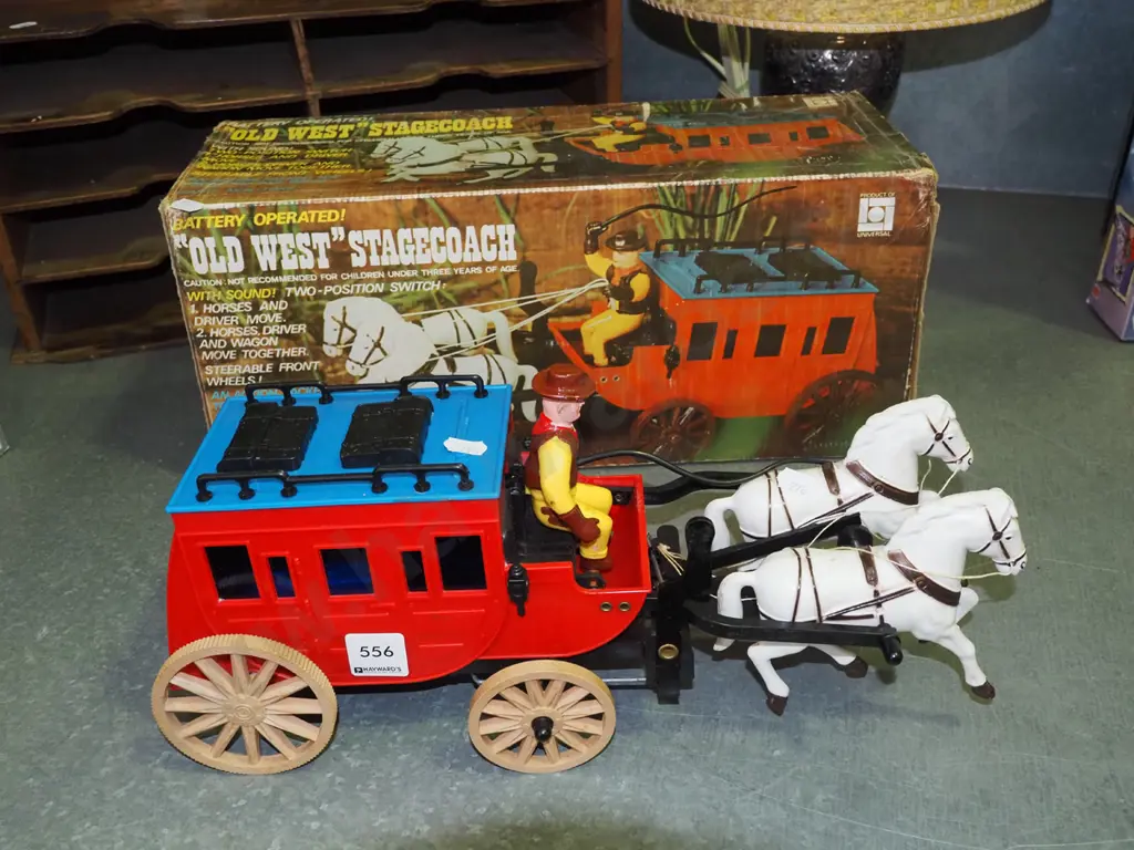 boxed as new 1970s Old West stage coach Image 1++